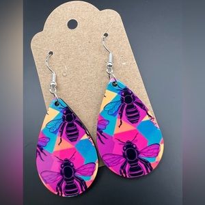 Bee Patterned Teardrop Shaped Earrings